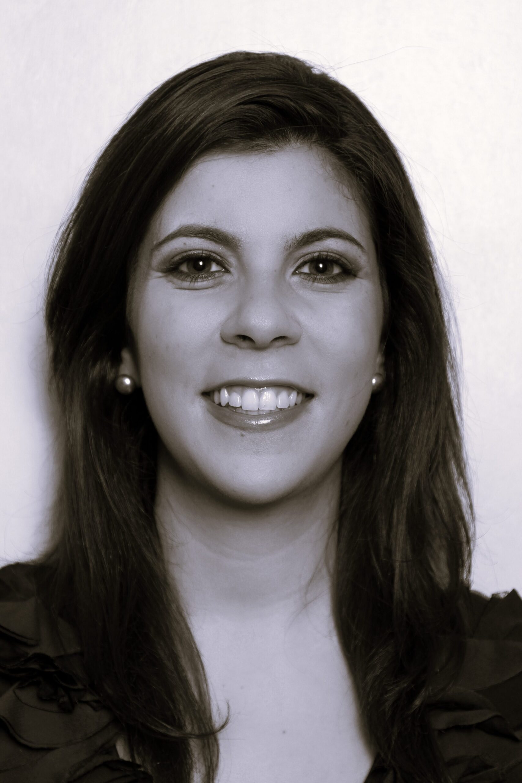 Professional headshot of Estela Simpson, Ironistic team member
